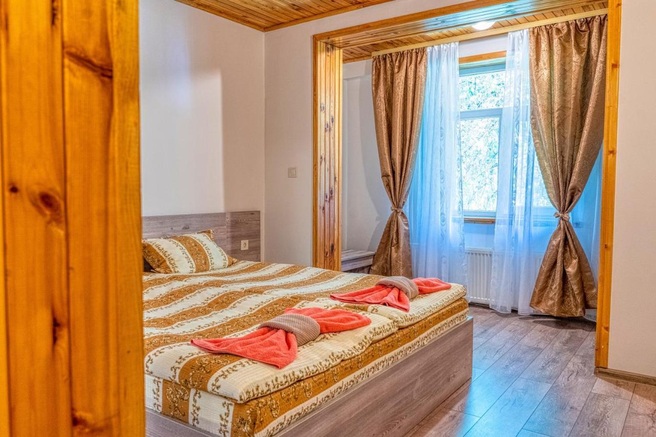 Крушун - Единствена На Метри От Водопадите, Krushun - The Only Stay Just Meters From The Waterfalls Kruszuna Zewnętrze zdjęcie