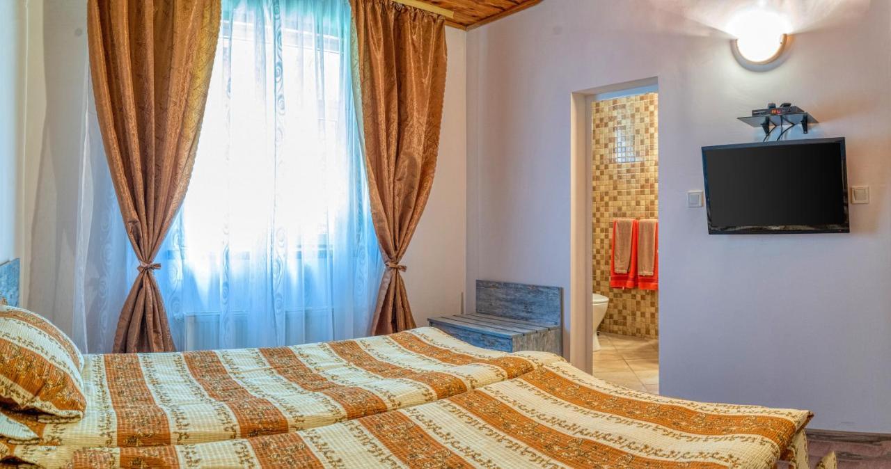 Крушун - Единствена На Метри От Водопадите, Krushun - The Only Stay Just Meters From The Waterfalls Kruszuna Zewnętrze zdjęcie