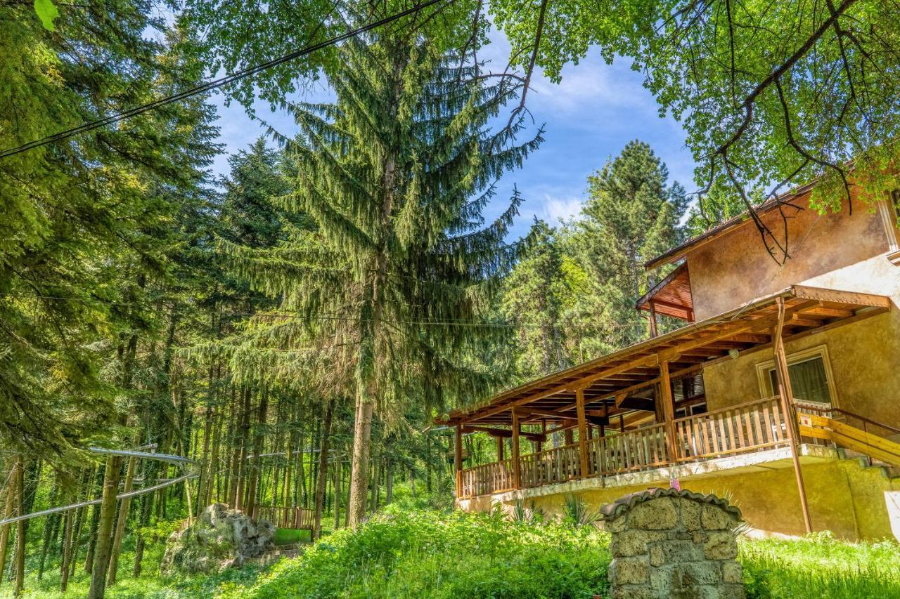 Крушун - Единствена На Метри От Водопадите, Krushun - The Only Stay Just Meters From The Waterfalls Kruszuna Zewnętrze zdjęcie